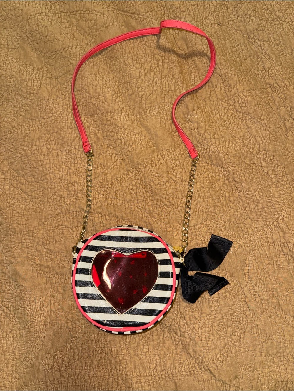 Striped Heart Crossbody Bag with Pink Trim
